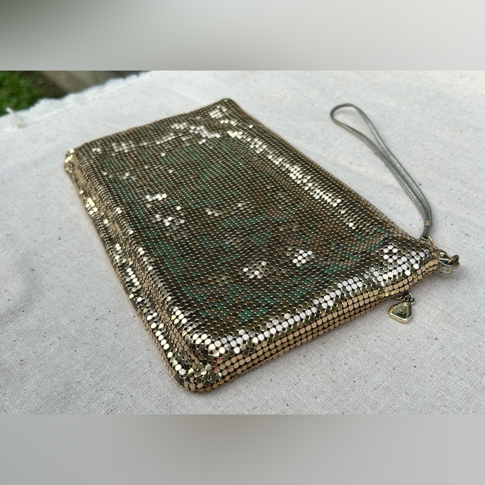 Vintage/Antique Gold Tone Mesh Evening Bag/Purse by Whiting and Davis - …